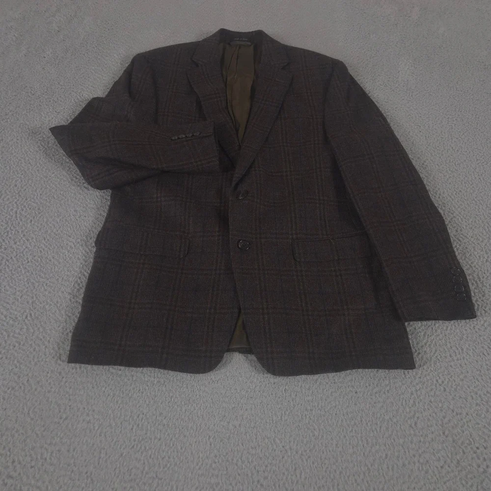 Men's Brown Plaid Blazer - Classic Tailored Jacket